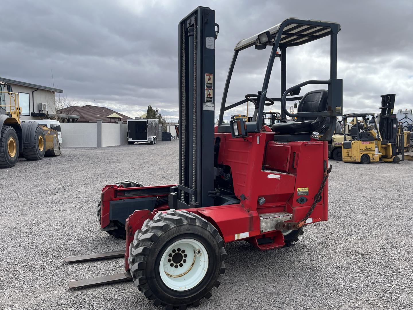 ./imagenes/INVOICE/2019/17403/MONTACARGAS MOFFETT M55 (33).JPG